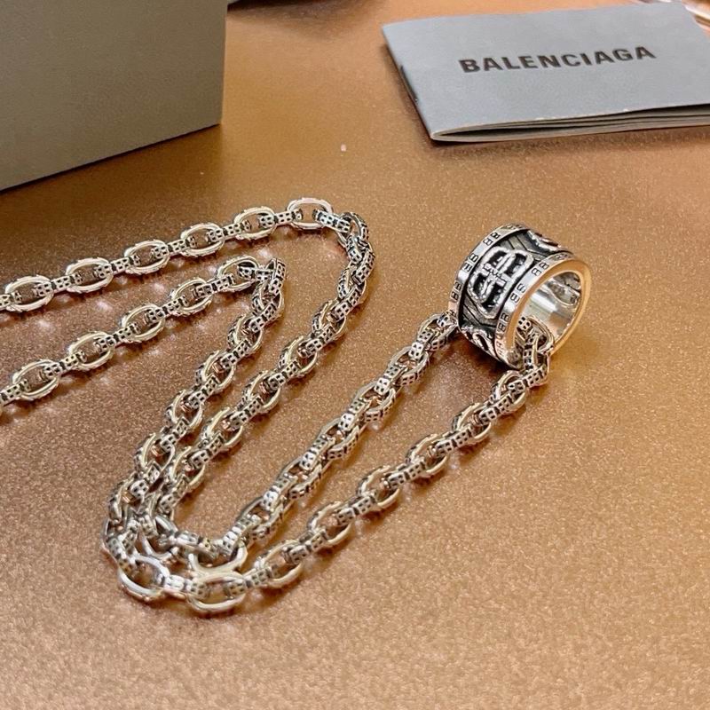 Balenciaga Necklace 06yxs48